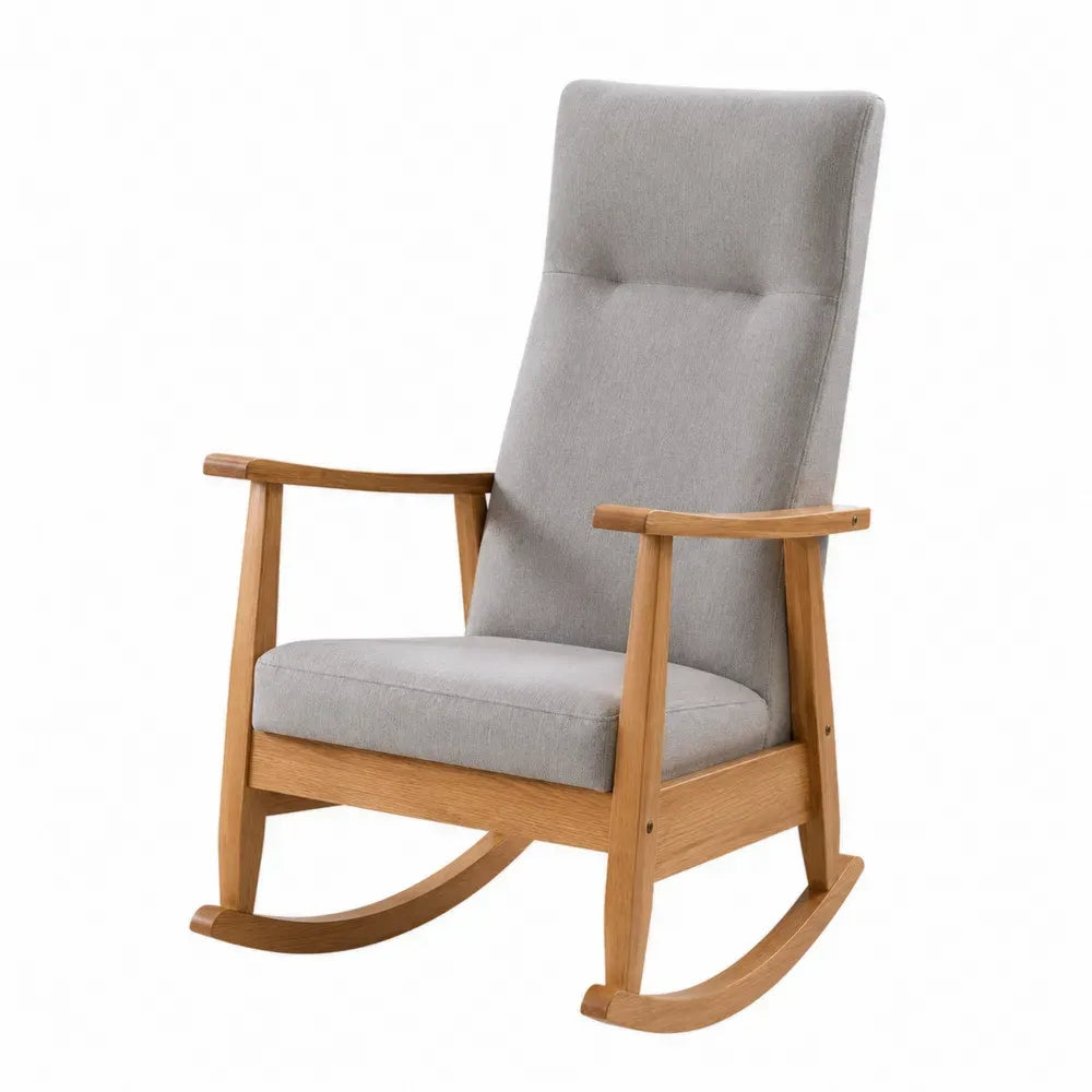 Silla mecedora tapizada tejido beige estructura de madera y metal base balancín 80 cm ancho 75 cm fondo 100 cm alto